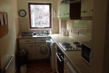 2 bed flat, Melrosegate, Layerthorpe, York, YO103TX - Image 5