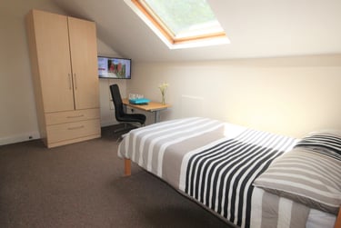 3 bed flat, Ecclesall Road, Ecclesall, Sheffield, S118PF - Image 4