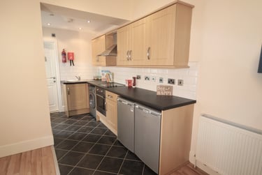 1 bed flat, Cemetery avenue, Ecclesall, Sheffield, S118NT - Image 2