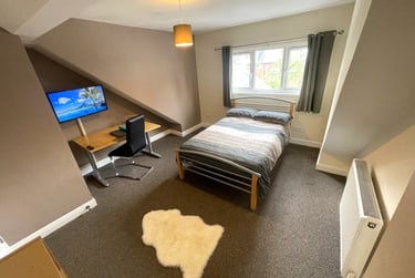 5 bed house, Denham road, Ecclesall, Sheffield, S118NE - Image 1