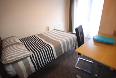 4 bed house, Broom walk, City centre, Sheffield, S37XE - Image 3