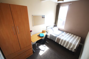 6 bed house, Wadborough road, Ecclesall, Sheffield, S118RD - Image 5