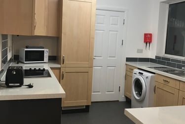 5 bed house, Ysgol street, Port tennant, Swansea, SA18LG - Image 2