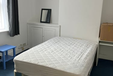 4 bed house, Swindon Road, Francis Close Hall, Cheltenham, GL519HZ - Image 8