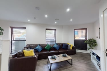 6 bed flat, Grinfield St, Low Hill, Liverpool, L73EQ - Image 1