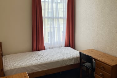 4 bed house, St. Pauls Street North, Francis Close Hall, Cheltenham, GL504AQ - Image 12