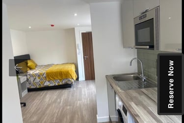 1 bed studio, De Montfort Street, City Centre, Leicester, LE17AJ - Image 2