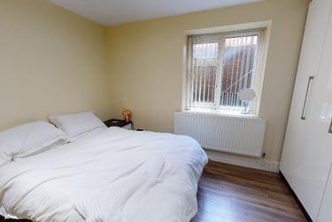 1 bed studio, University Road, Highfields, Leicester, LE17RA - Image 3