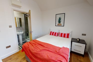 1 bed studio, Salisbury Road, Highfields, Leicester, LE17QR - Image 2