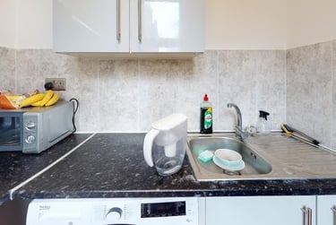 1 bed studio, St Peters Road, Highfields, Leicester, LE21AQ - Image 5