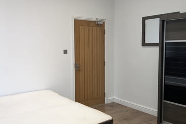 1 bed studio, London Road, Highfields, Leicester, LE21ND - Image 1