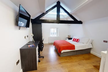 1 bed studio, London Road, Victoria Park, Leicester, LE21ND - Image 1