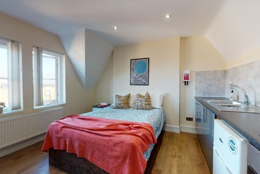 1 bed studio, London Road, Victoria Park, Leicester, LE21ND - Image 1