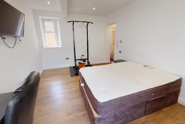 1 bed studio, St. Peters Road, Highfields, Leicester, LE21AQ - Image 2