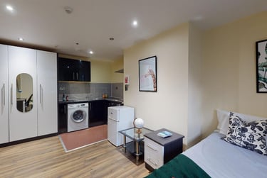 1 bed studio, University Road, Highfields, Leicester, LE17RA - Image 4