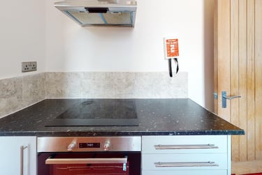 1 bed studio, St. Peters Road, Highfields, Leicester, LE21AQ - Image 5