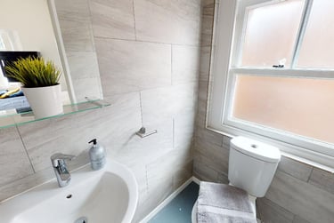 1 bed studio, Salisbury Road, Victoria Park, Leicester, LE17QR - Image 9