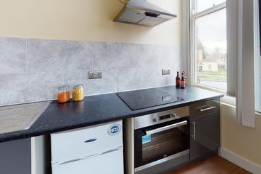 1 bed studio, London Road, Victoria Park, Leicester, LE21ND - Image 4