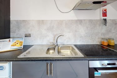 1 bed studio, London Road, Victoria Park, Leicester, LE21ND - Image 4