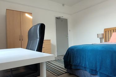 6 bed house, Gwydr Crescent, Uplands, Swansea, SA20AB - Image 6