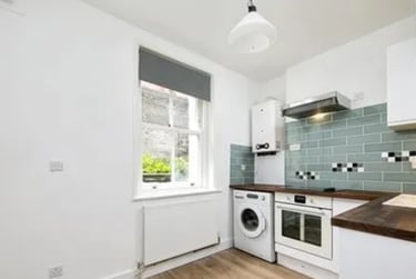 2 bed flat, Greyhound Road, West Kensington, London, W68NY - Image 6