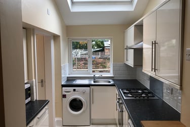 5 bed house, St Pauls Parade, Francis Close Hall, Cheltenham, GL504ET - Image 3