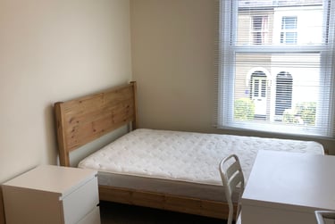 5 bed house, Courtenay Street, Francis Close Hall, Cheltenham, GL504LR - Image 13