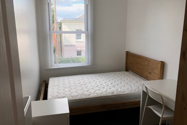 5 bed house, Courtenay Street, Francis Close Hall, Cheltenham, GL504LR - Image 12