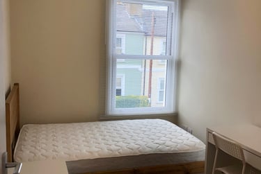 5 bed house, Courtenay Street, Francis Close Hall, Cheltenham, GL504LR - Image 12