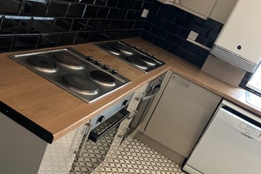 6 bed house, Albert Road, Near university, Middlesbrough, TS12PS - Image 2