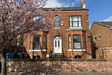 9 bed house, Brook Road, Fallowfield, Manchester, M146UE - Image 2