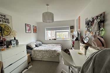 4 bed flat, Willow Bank, Fallowfield, Manchester, M146XP - Image 2