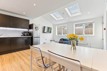 5 bed house, Stile Common Road, Primrose Hill, Huddersfield, HD46DE - Image 1