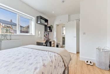 5 bed house, Stile Common Road, Primrose Hill, Huddersfield, HD46DE - Image 6