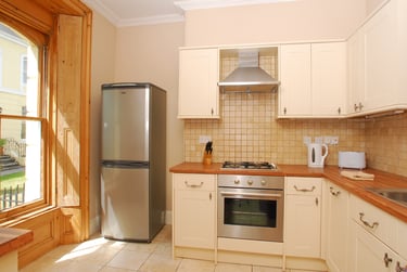 4 bed house, Hoe Gardens, The Hoe, Plymouth, PL12JD - Image 5