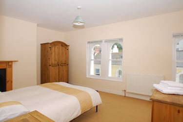 4 bed house, Hoe Gardens, The Hoe, Plymouth, PL12JD - Image 6