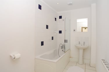 4 bed house, Hoe Gardens, The Hoe, Plymouth, PL12JD - Image 9