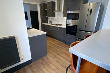 5 bed house, Newland Avenue, Newland avenue, Hull, HU52NE - Image 1