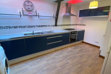 4 bed house, Suffolk street, Beverley road, Hull, HU51PJ - Image 1