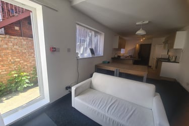 6 bed house, 508 Beverley Road, Beverley road, Hull, HU51NA - Image 8