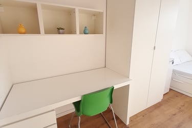 14 bed house, Crendon Street, Buckinghamshire, High wycombe, HP136LS - Image 11