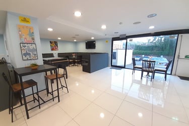 14 bed house, Crendon Street, Buckinghamshire, High wycombe, HP136LS - Image 5