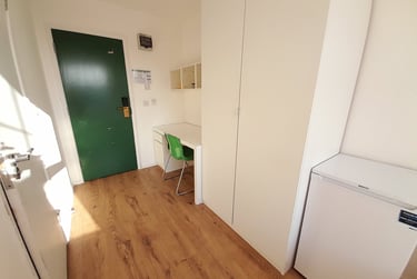 14 bed house, Crendon Street, Buckinghamshire, High wycombe, HP136LS - Image 10