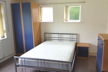 3 bed flat, Beaconsfield rd, Hales place, Canterbury, CT27LH - Image 6