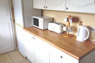3 bed flat, Beaconsfield rd, Hales place, Canterbury, CT27LH - Image 3