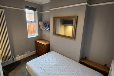 6 bed house, Swan Road, Kingsholm, Gloucester, GL13BJ - Image 8