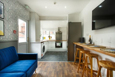 5 bed house, West Lorne Street, Garden lane area, Chester, CH14AF - Image 2