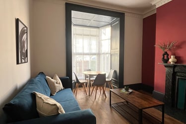 5 bed house, Headland Park, Greenbank, Plymouth, PL48HT - Image 1