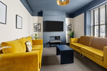 5 bed house, Beaumont Place, St Judes, Plymouth, PL48EA - Image 1