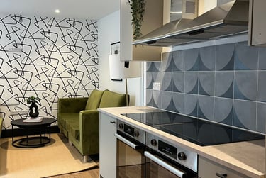 7 bed house, Blenheim Road, North Hill, Plymouth, PL48LJ - Image 1